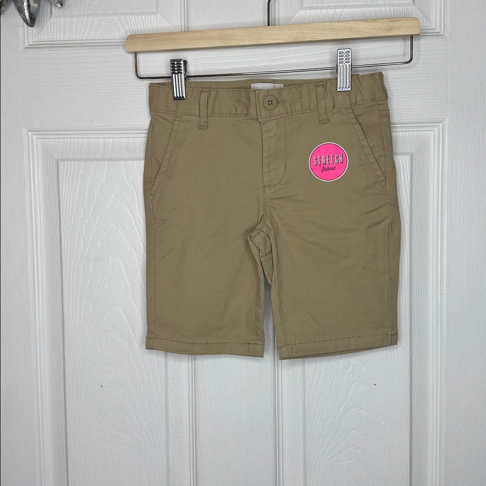 Children’s Place Boy’s Flax Adjustable Stretch Shorts. Sz 6. Never worn. NWT